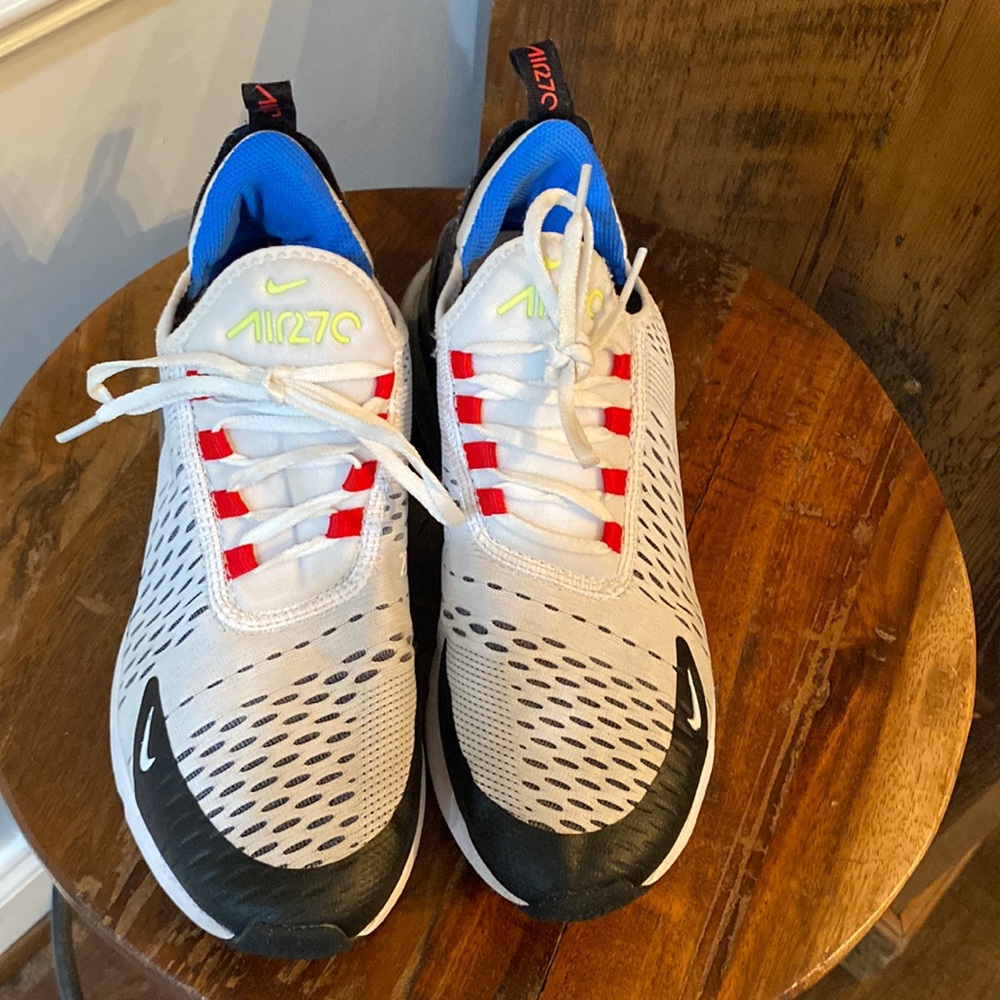 Big Boys Nike Air Max Size 7 - very gently used